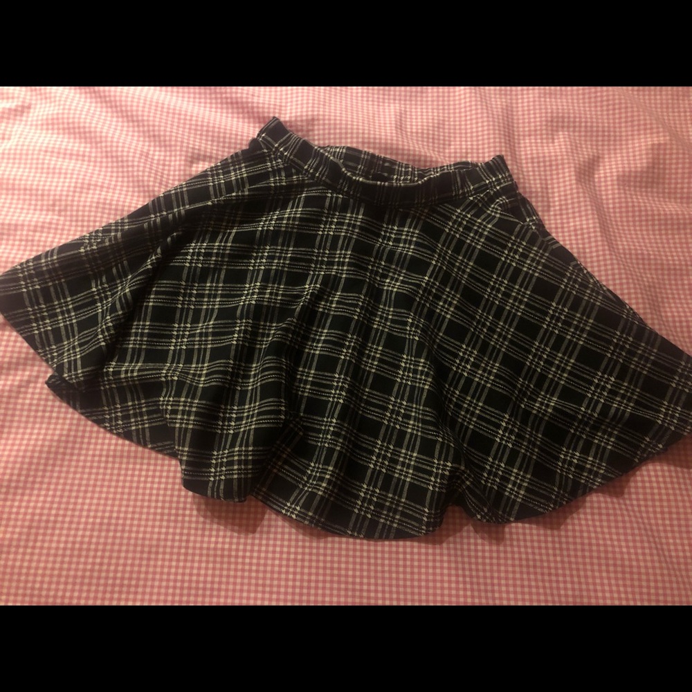 Black and White Plaid Skirt